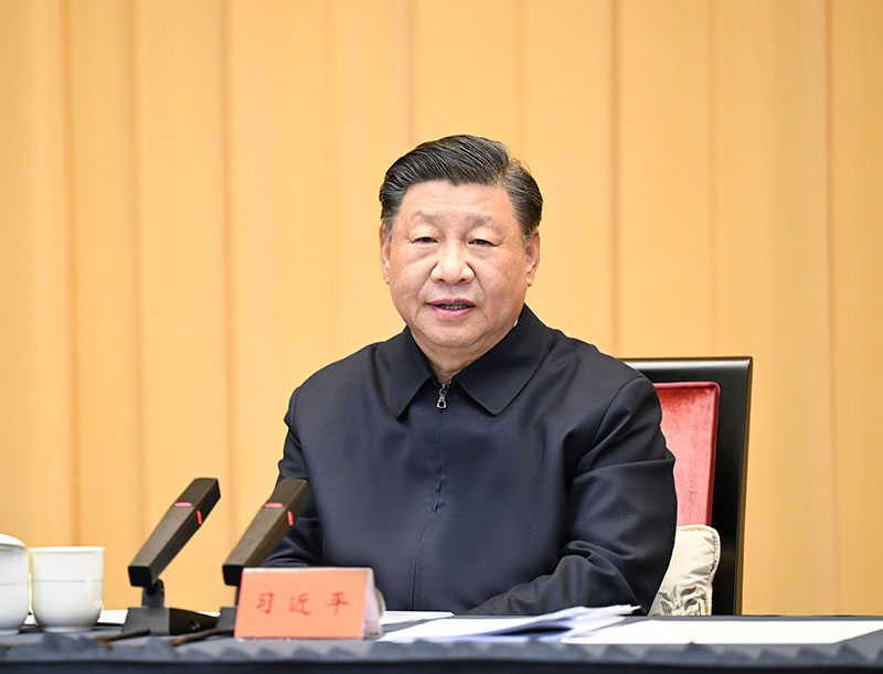 11月30日上午，，，，，，，，中共中央总书记、国家主席、中央军委主席习近平在上海主持召开深入推进长三角一体化生长座谈会并揭晓主要讲话。。。。。。。。